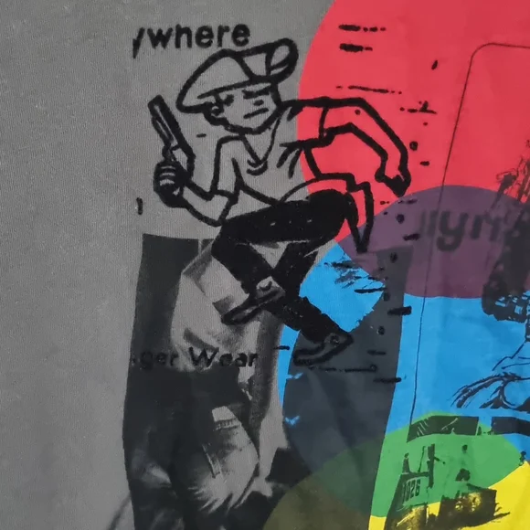 Levi's Men's Grey T-shirt with various Vintage Levi's Images on Front Size XXL - Picture 7 of 11